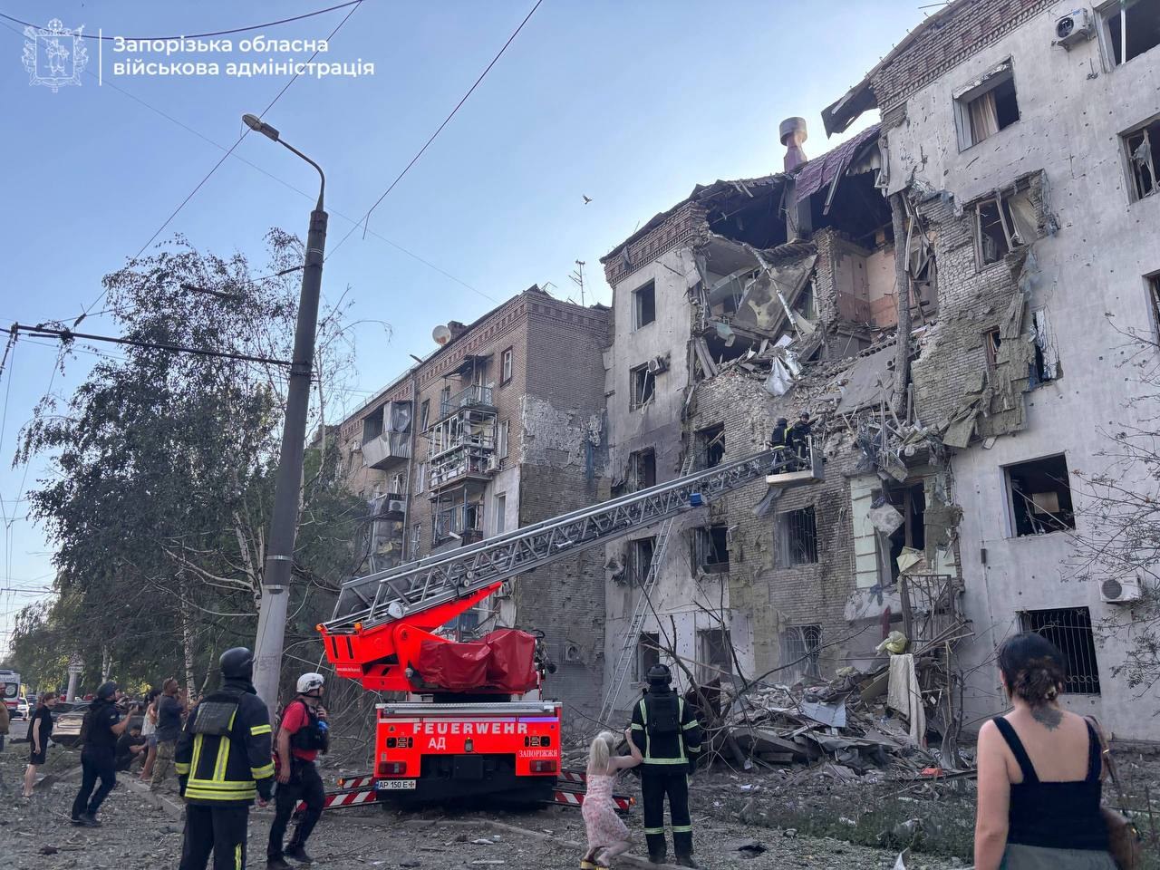 Запоріжжя після удару КАБами: підтверджені зміни в житловому кварталі