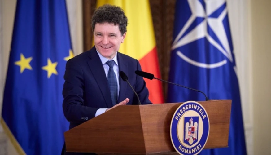 Президент Румунії Нікушор Дан під час спілкування зі ЗМІ у Кишиневі